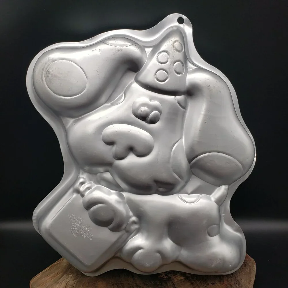 Wilton Blue's Clues Cake Pan 1999 Viacom Blue Dog Character Baking Pan